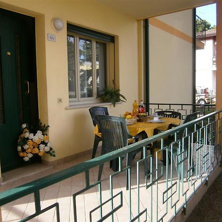 Luca Villa Bibione Bagian luar foto